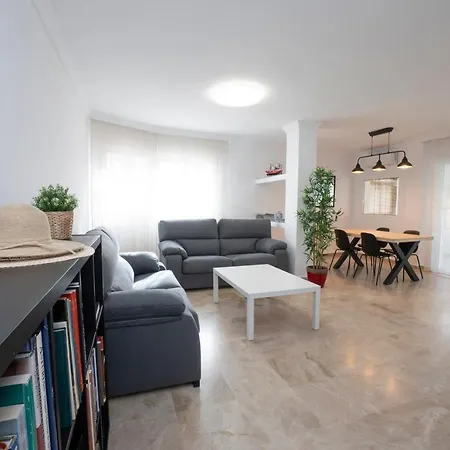 Jarales Menyber نيرخا