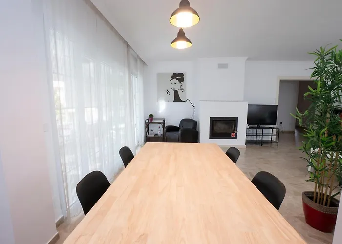 Jarales Menyber נרחה